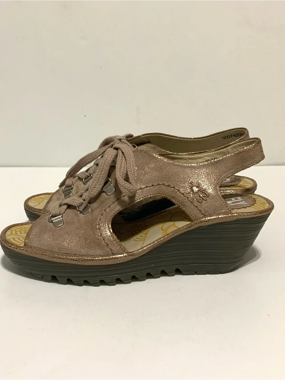 Fly London YlfaWedge Sandals Metallic Leather Brushed Lace Up EU 39‎